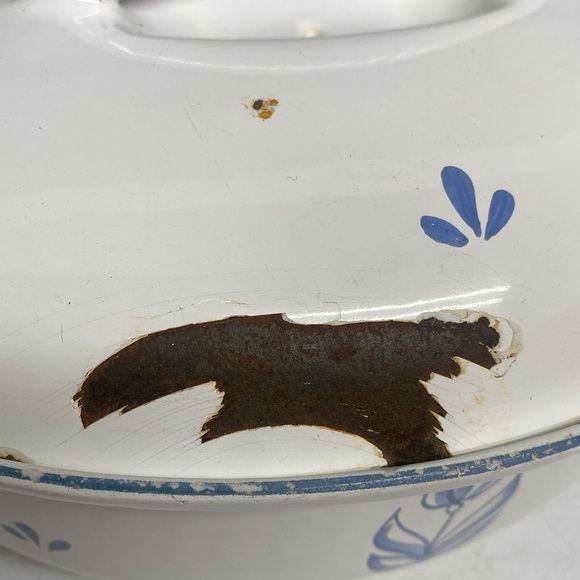 Dru Holland Enamel Cast Iron Blue Tulip Covered Casserole Dish 4176-24 - Picture 6 of 17